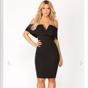 NWT Fashion nova off the shoulder dress